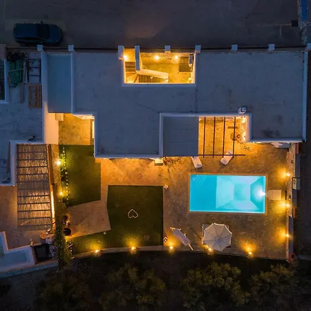 Apianes Villa *